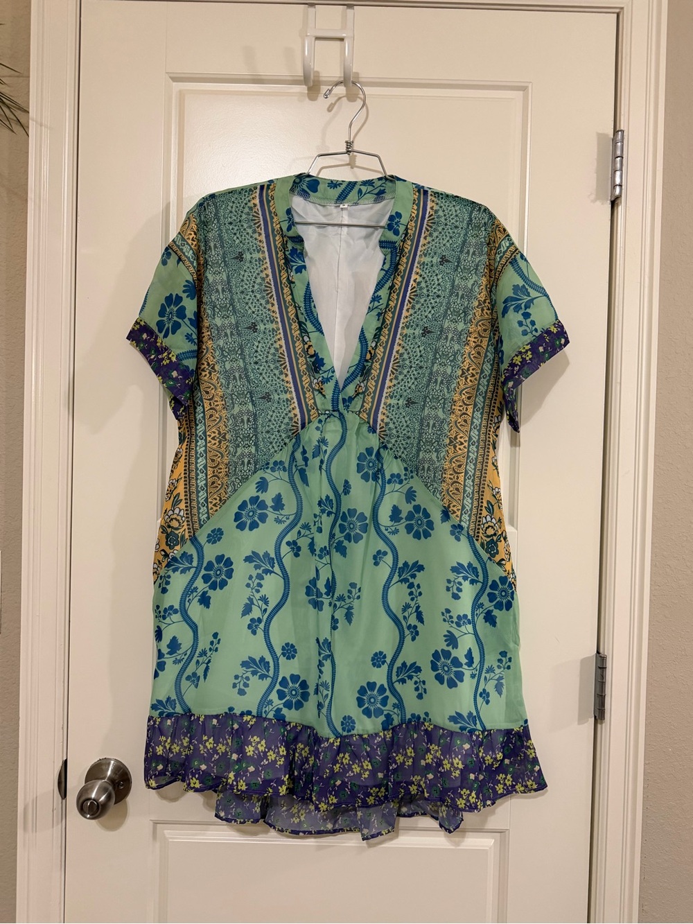 Boho Floral V-Neck Short Sleeve Tunic in Aqua and Purple